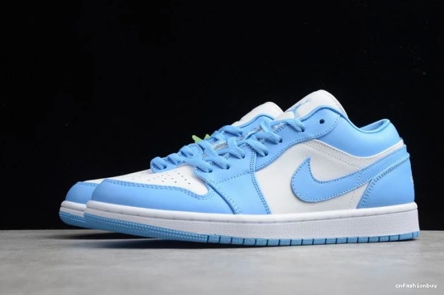Jordan Low (W) 1 Air AO9944-441 UNC 1114